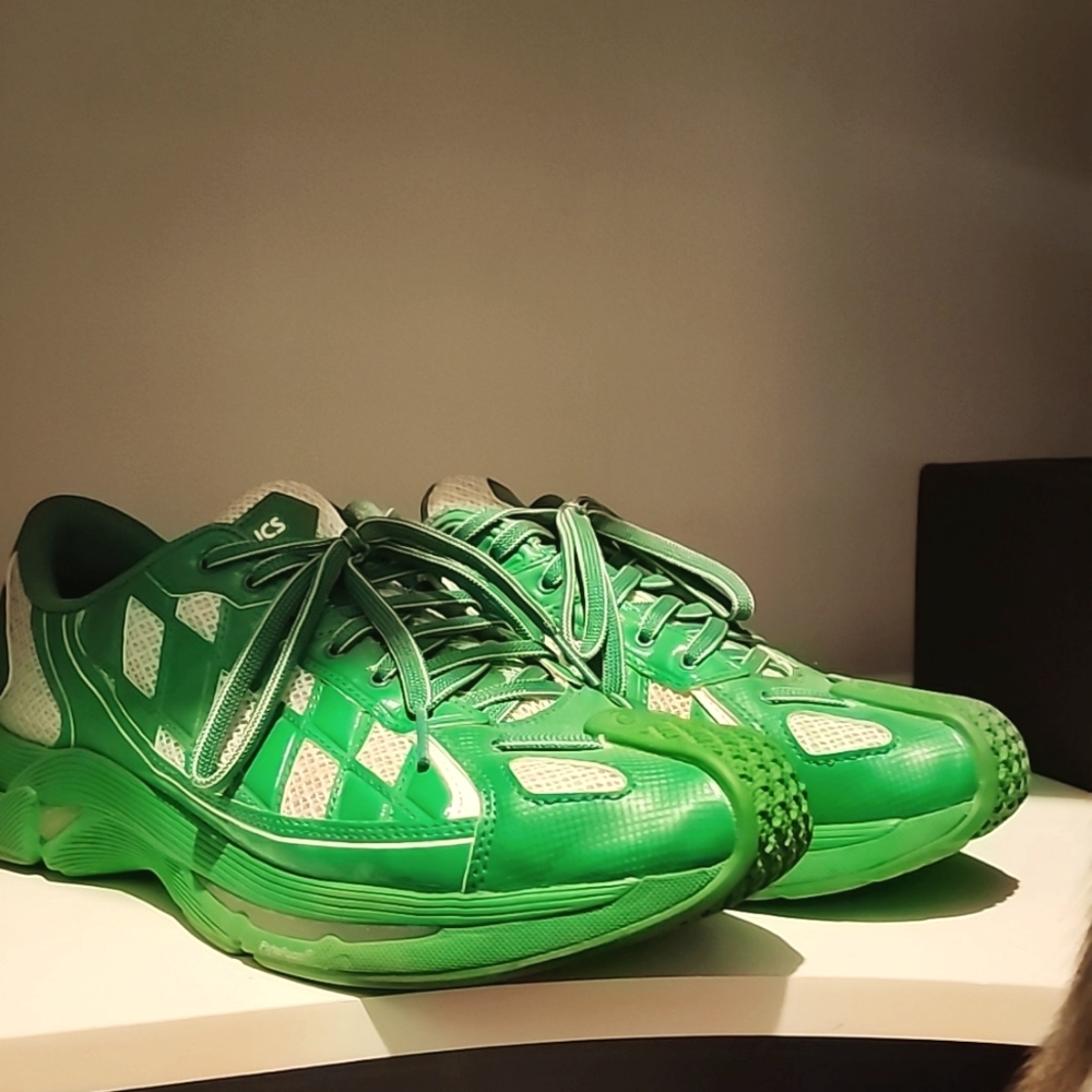 Running Shoes